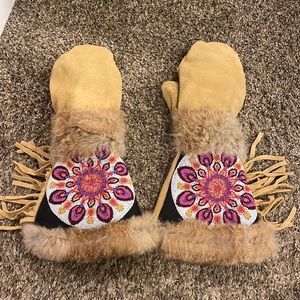 Astis womens mittens size small